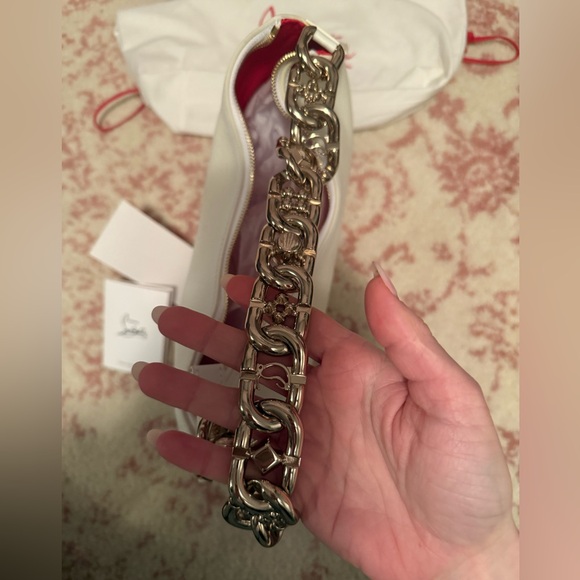 Christian Louboutin White Leather Shoulder Bag
LOUBILA - Picture 2 of 7